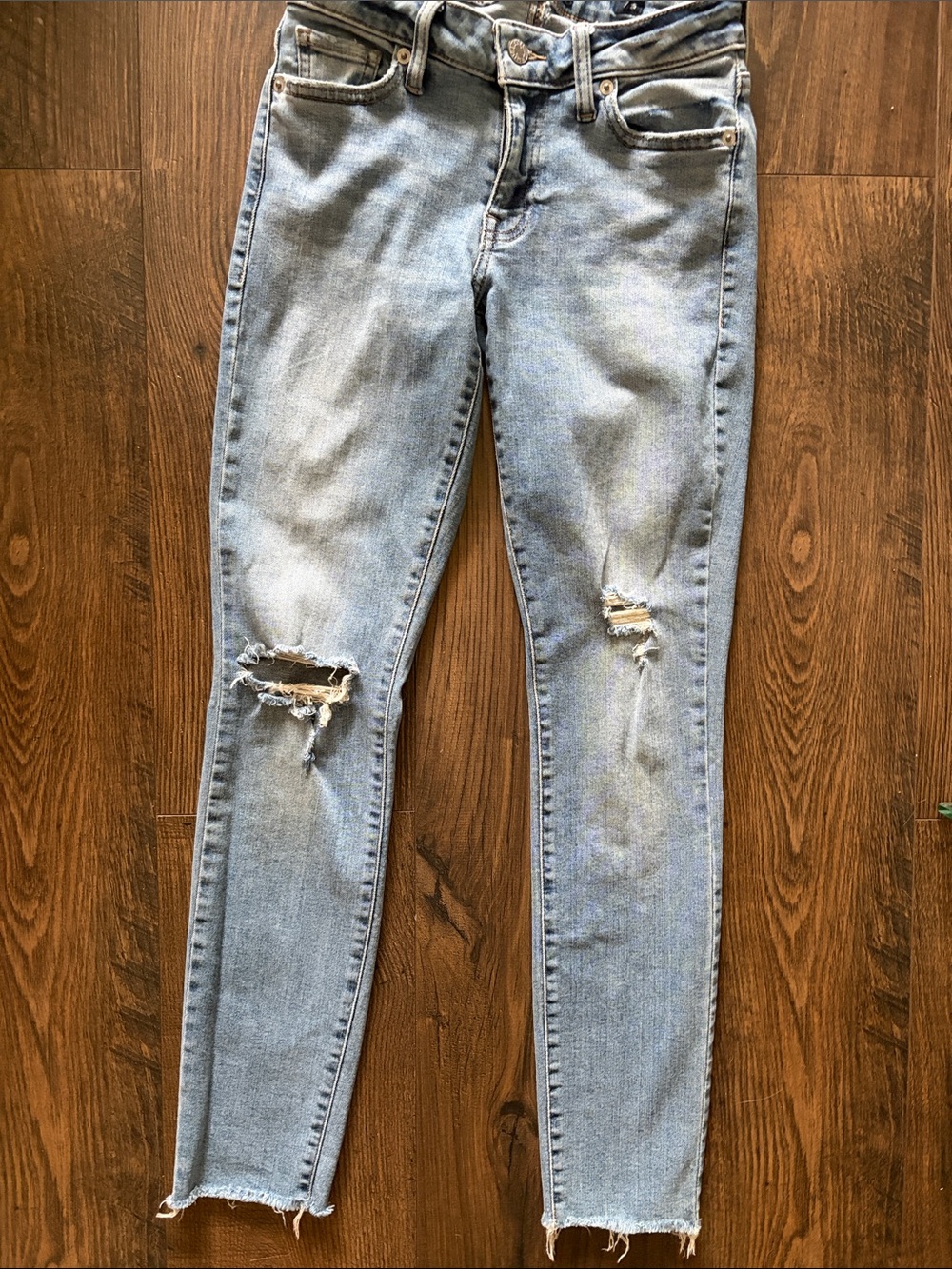 Lucky Brand Lolita Super Skinny Distressed Skinny Jeans 0 / 25